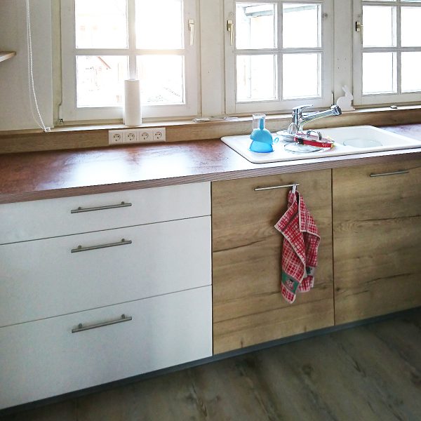 Küche in Holz und Weiß - Schreinerei Schreiber